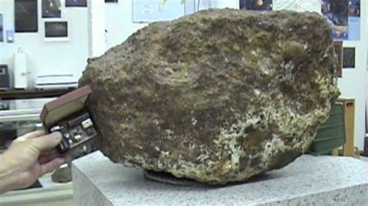 Are meteorites radioactive?