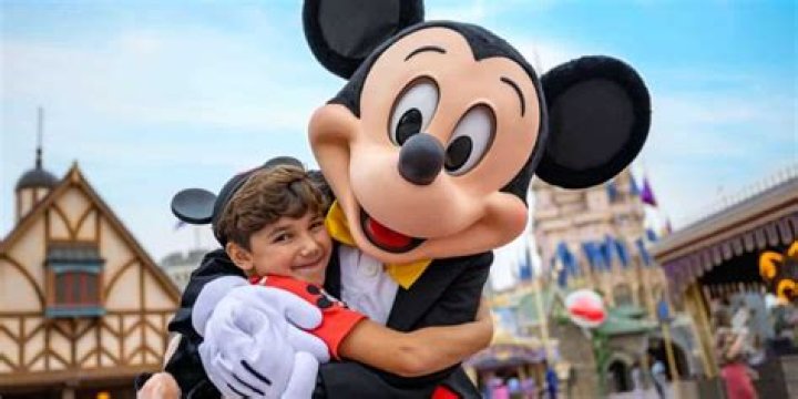 Did an alligator eat a child at Disney World?