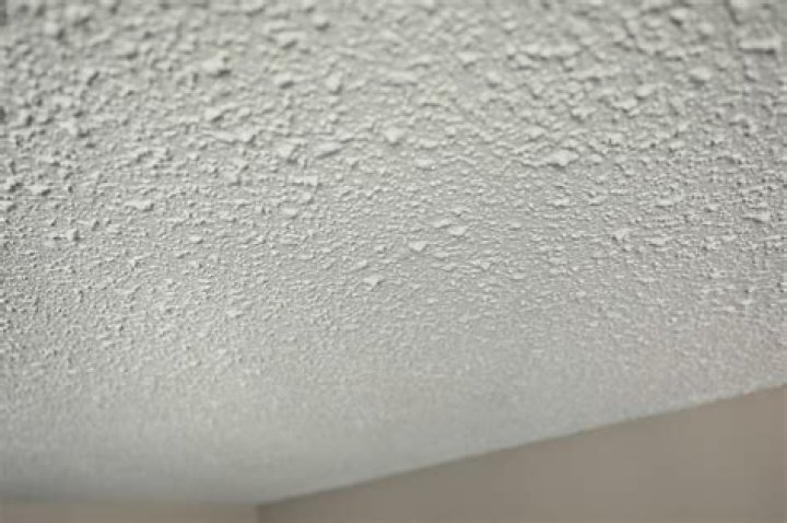 Do all popcorn ceilings have asbestos?