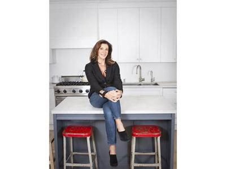 Is Hilary Farr a real interior designer?