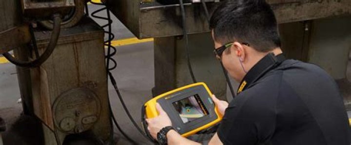 What are the two most common leak detection tests?