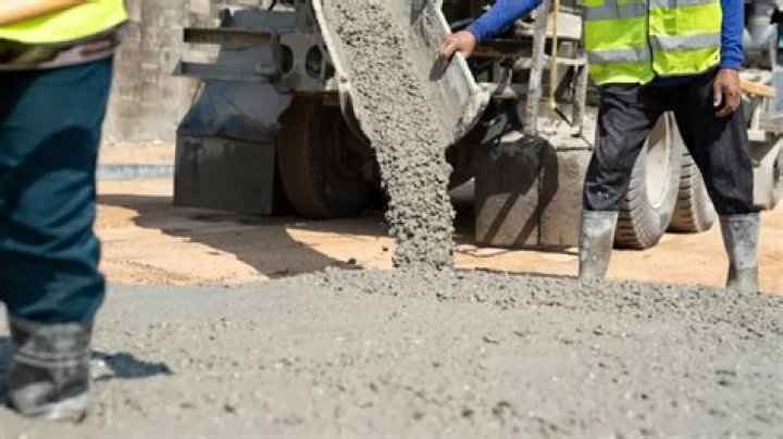 What happens if you add sugar to concrete?
