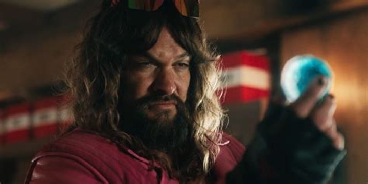 Whats Better Life Orb or Choice Band?