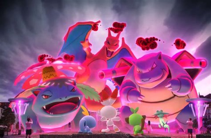 Which is better Lucario or Dragonite?