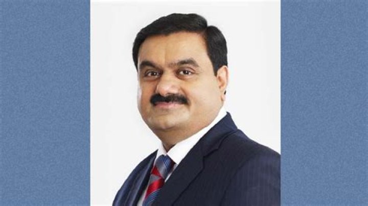 Who is the 2nd richest man in India?