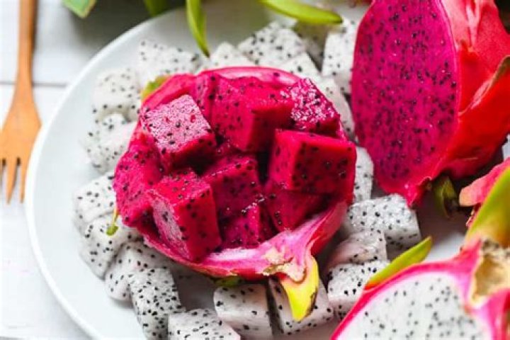 Why should we not eat dragon fruit?